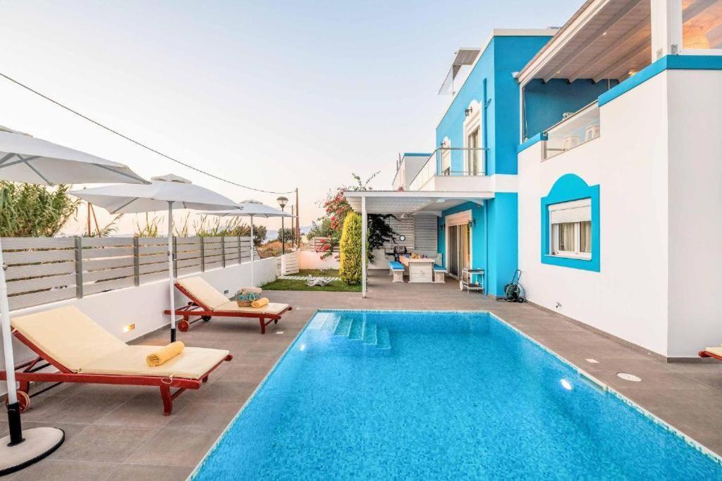 Seabreeze Villa - With Jacuzzi & Heated Pool Masztihári Kültér fotó