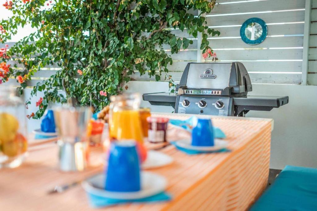 Seabreeze Villa - With Jacuzzi & Heated Pool Masztihári Kültér fotó